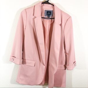 Pink blazer with pearl stitch sleeve accent
